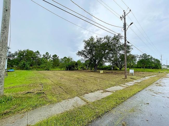 Image of 137 Oak Blvd