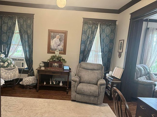 Photo of 304 Locust St, Mineral, IL