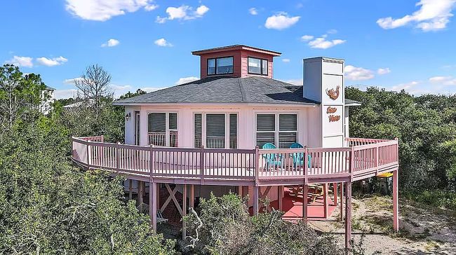 Additional photo 3 of property located at 6747 Sea Shell Dr