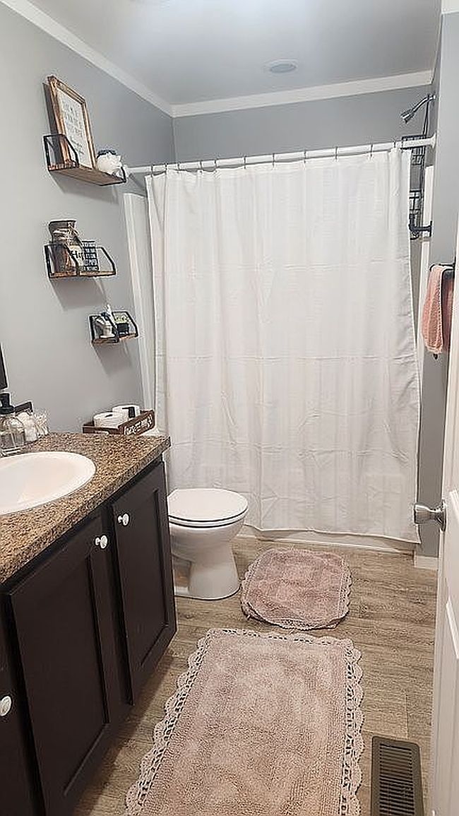 Photo of 47 Cortland Ct, Waynesville, NC