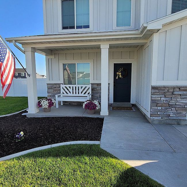 Photo of 683 E 1200 S, Hyrum, UT