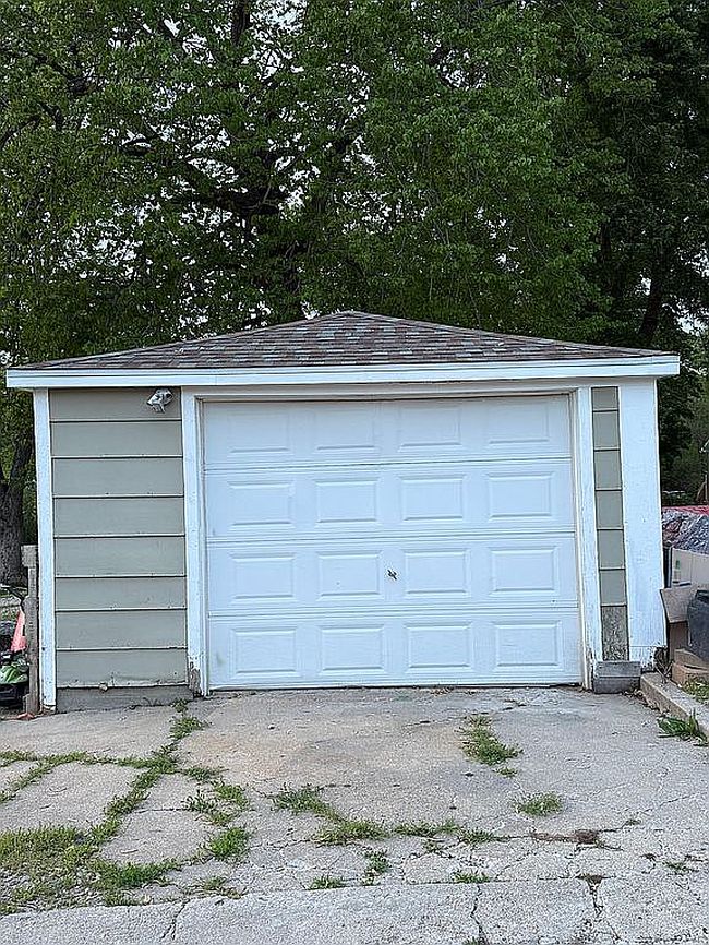 Image of 739 4th St