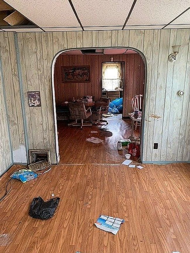 Photo of 910 Black Ave, Flint, MI