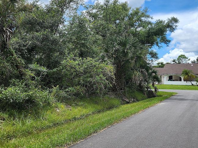 Photo of 18409 Ebb Ave, Port Charlotte, FL