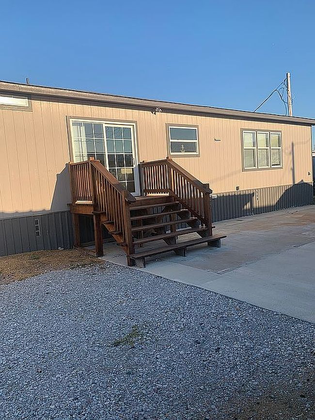 Image of 14455 Sandy Ave