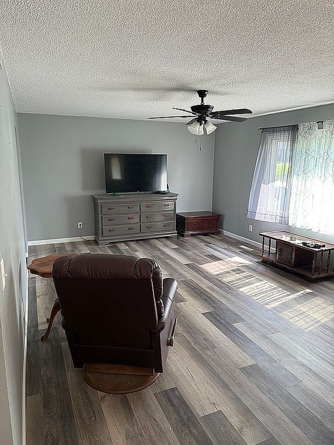 Photo of 525 N Vine St, Agency, IA