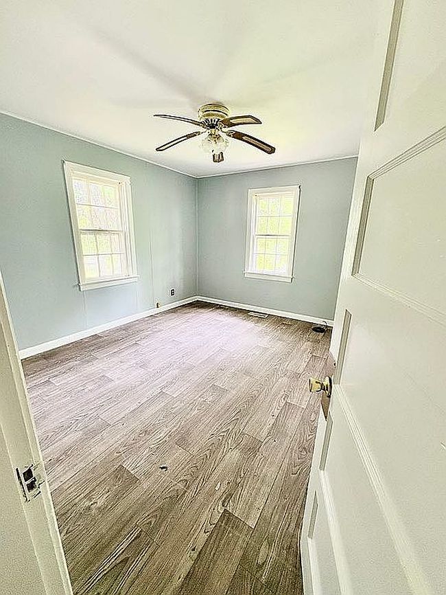 Image of 218 Eastview Dr