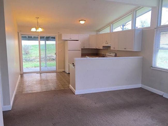 Photo of 1509 Hyde Park Ave, Akron, OH