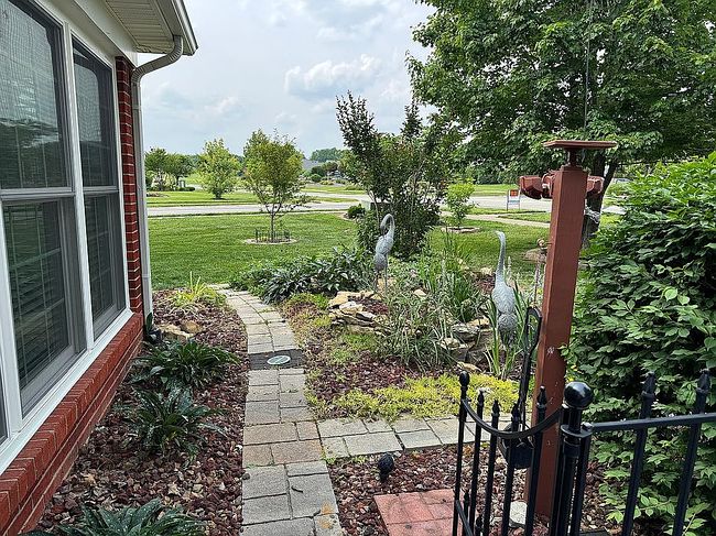 Photo of 245 Woodlake Dr, Mount Washington, KY