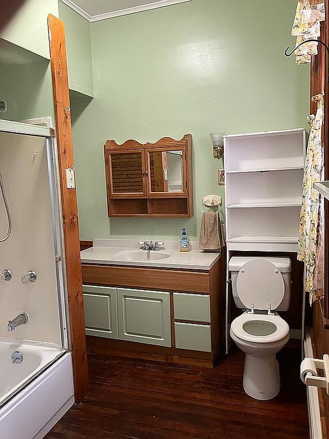 Photo of 26 Younglove Ave, Cohoes, NY