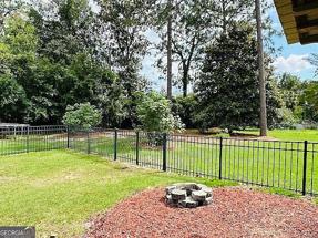 Image of 203 Lakeshore Dr