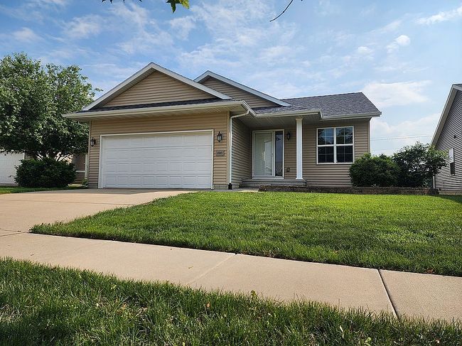 Preview of property located at 6045 Ridgewood Meadows Ln Ne