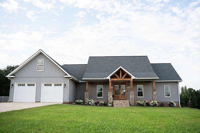 Photo of 229 Freedom Way, Anniston, AL