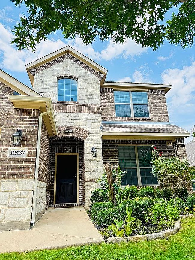 Photo of 12437 Lonesome Pine Pl, Fort Worth, TX