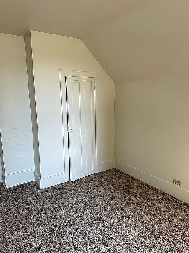 Image of 154 N Walnut St
