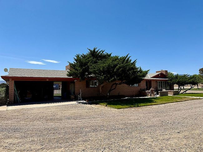 Image of 2337 N Ferguson Ln