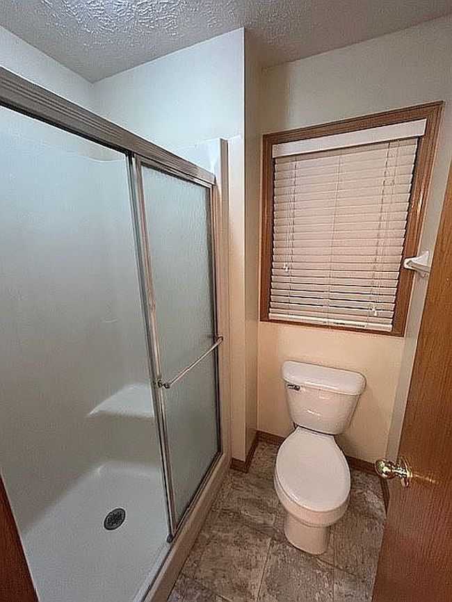 Photo of 9117 Valley View Dr, La Vista, NE
