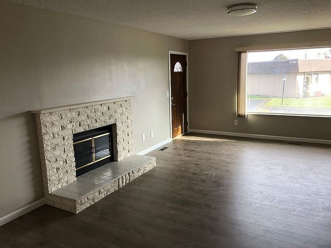 Image of 100 N 60th Ave Apt 11