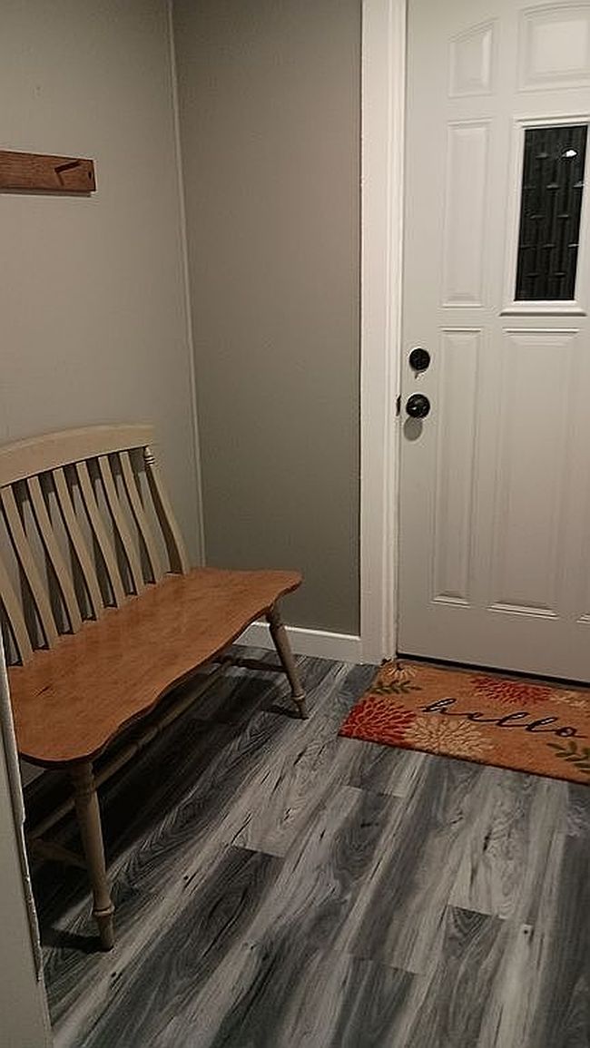 Image of 301 S Douglas St #1