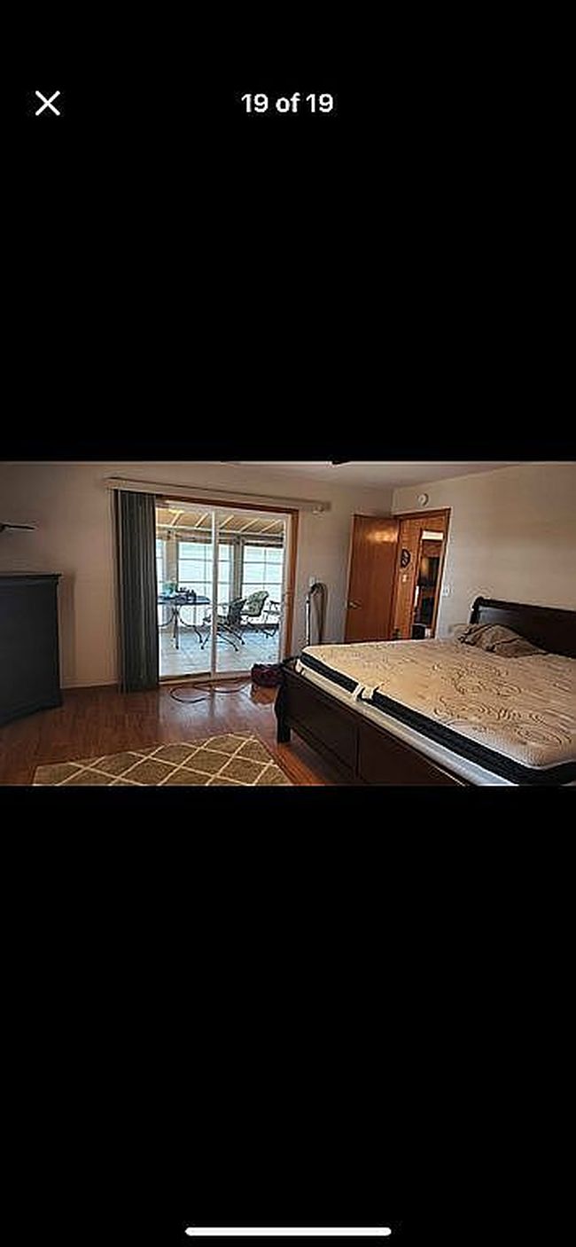 Photo of 1635 Armstrong Rd, Gladstone, IL