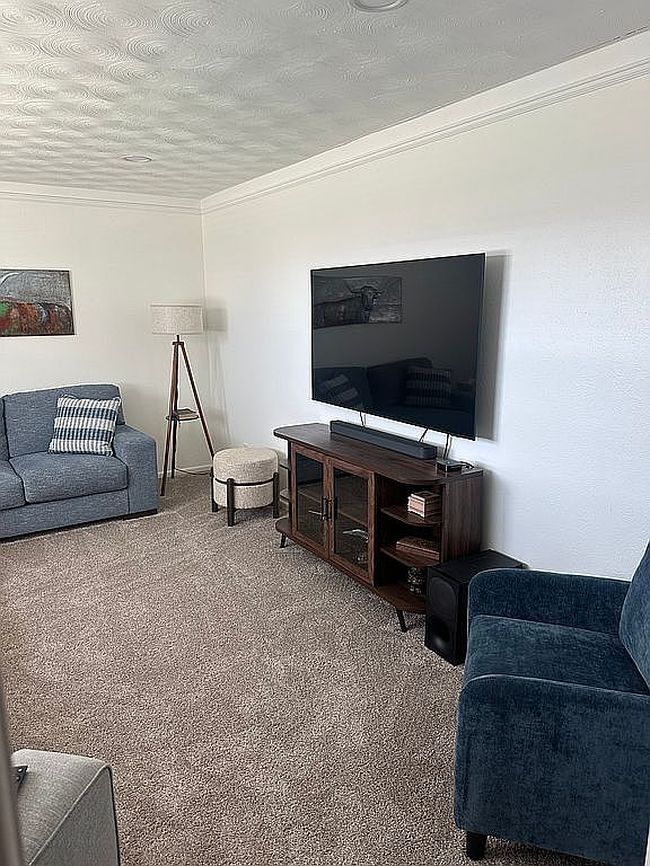 Additional photo 3 of property located at 4029 Hooper Dr