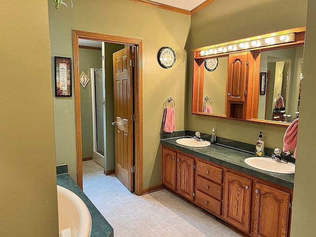 Photo of 3701 W Willow Woods Dr, Logansport, IN
