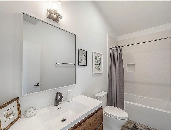 Photo of 315 Goldsboro Ave