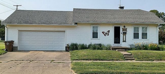 Photo of 517 E Short St, Winchester, IN