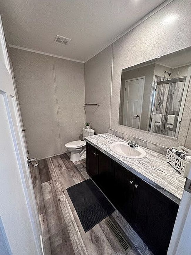 Photo of 210 12th St #4, Clay Center, KS