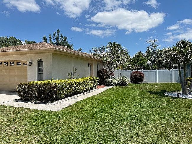 Image of 3902 Avenida Madera