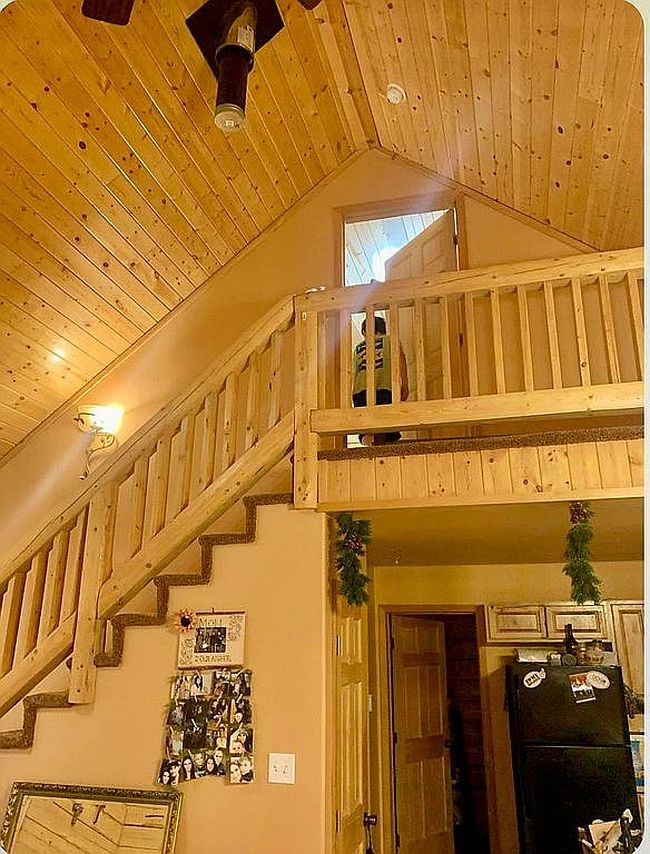 Image of 1101 E Tyee Dr