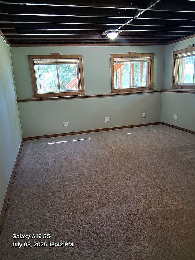 Photo of 224 Branch Ln, Moyie Springs, ID