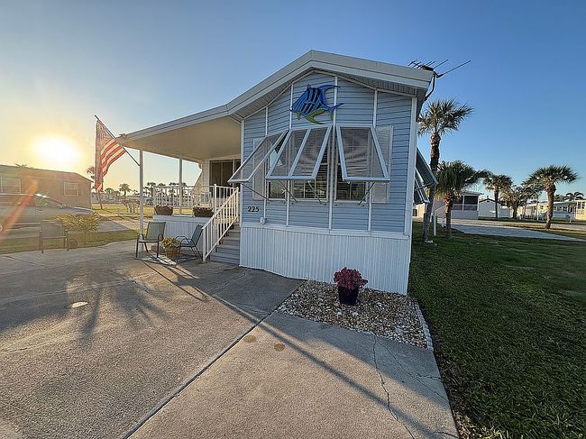Photo of 19333 Summerlin Rd #225, Fort Myers, FL