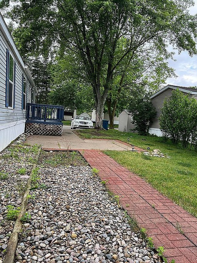 Photo of 7316 W Dahlia St, Midland, MI
