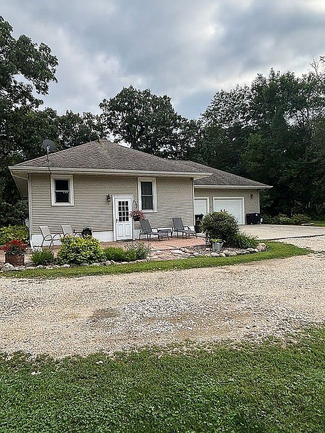 Photo of 321 W 5th Ave N, Estherville, IA