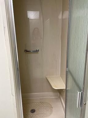 Additional photo 1 of property located at 202 University Pkwy Apt 4E