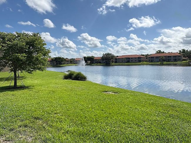 Photo of 6720 Huntington Lakes Cir Apt 101, Naples, FL