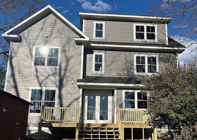 Image of 8006 Hamilton Ln