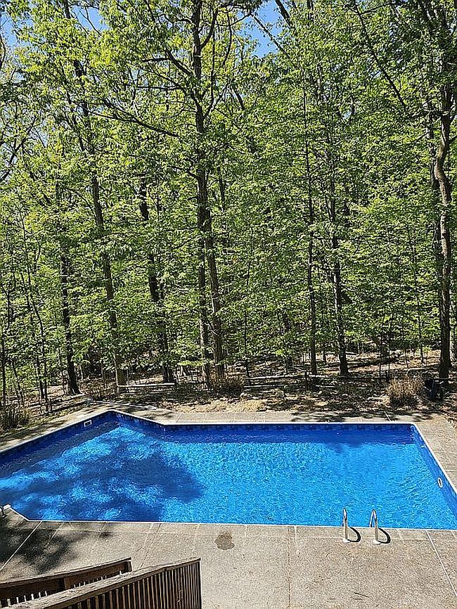 Photo of 4712 Great Oak Ln, Harrisburg, PA
