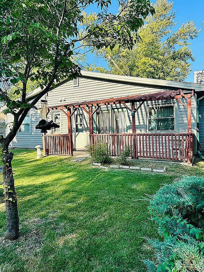 Photo of 1461 Dorene Blvd, Carter Lake, IA