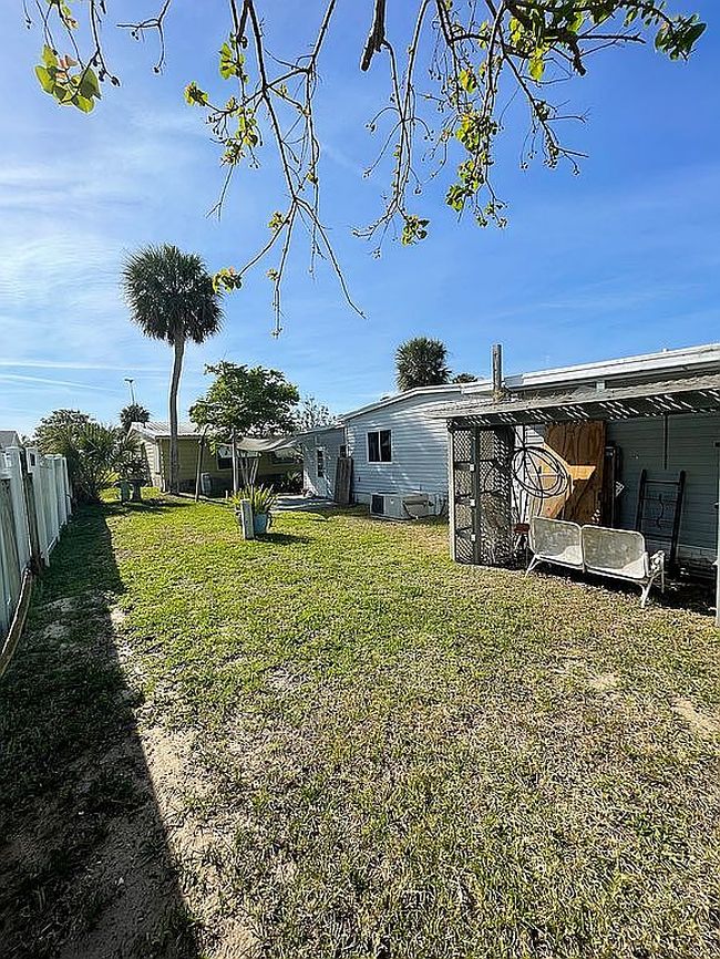 Image of 5761 River Grove Dr