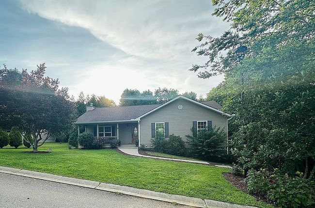 Photo of 19 Azure Sage Way, Asheville, NC