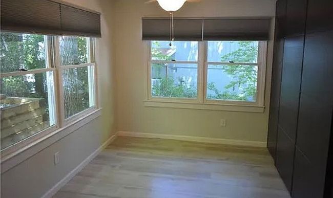 Photo of 41 Valley Ln, Newland, NC