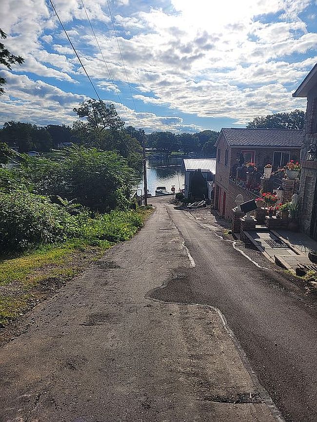 Additional photo 1 of property located at 222 Olden Ave