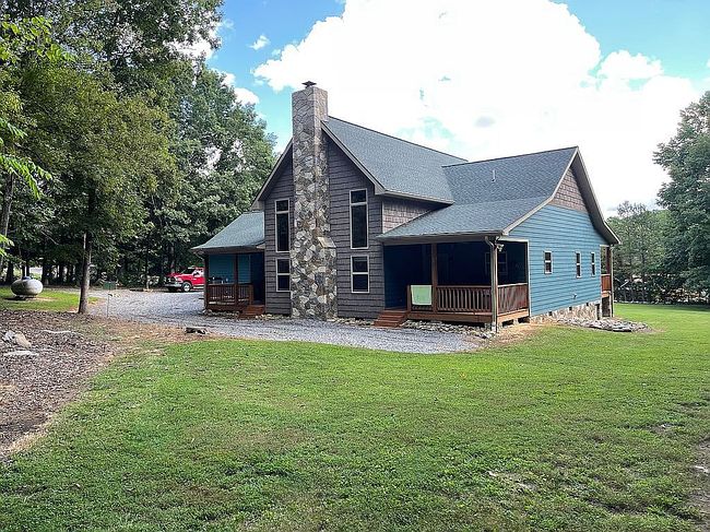 Image of 910 English Mountain Rd