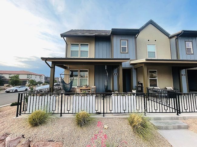 Image of 714 W Claystone Dr