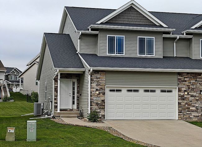 Photo of 1207 Mary Ln, North Liberty, IA