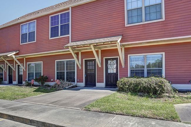 Image of 2202 Johnston St #103