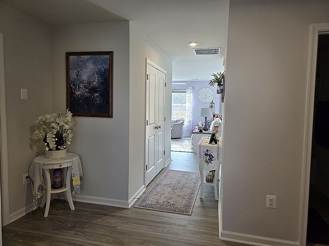 Image of 53 Horse Path Dr