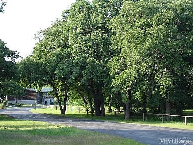 Photo of 5200 Lake Shore Ln Lot 28, Denton, TX